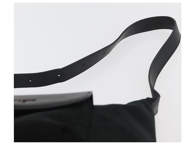 Borsa a Spalla Burberrys in Pelle Scamosciata Nera e Oro Auth bs34378 Nero D'oro - vista 8