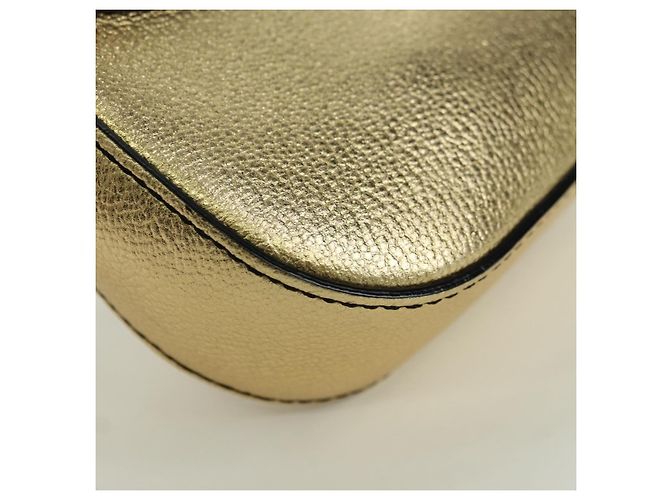 BURBERRY Schultertasche aus Leder Gold Auth INZ018A Golden - Ansicht 12