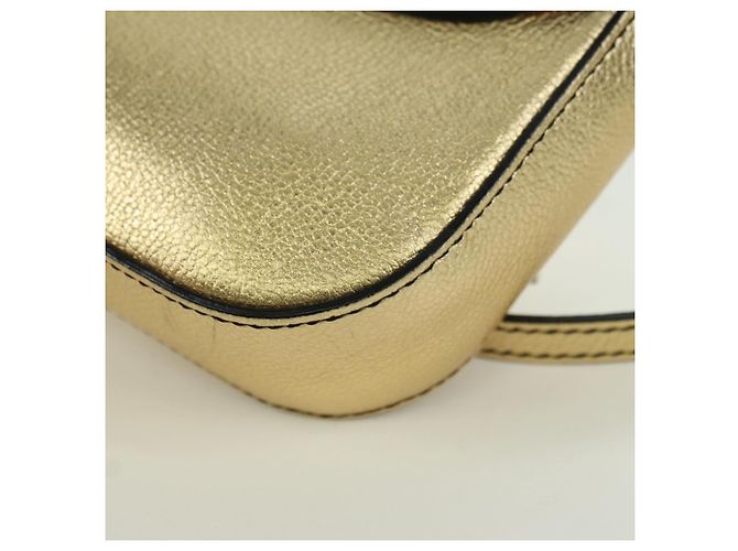 BURBERRY Schultertasche aus Leder Gold Auth INZ018A Golden - Ansicht 13