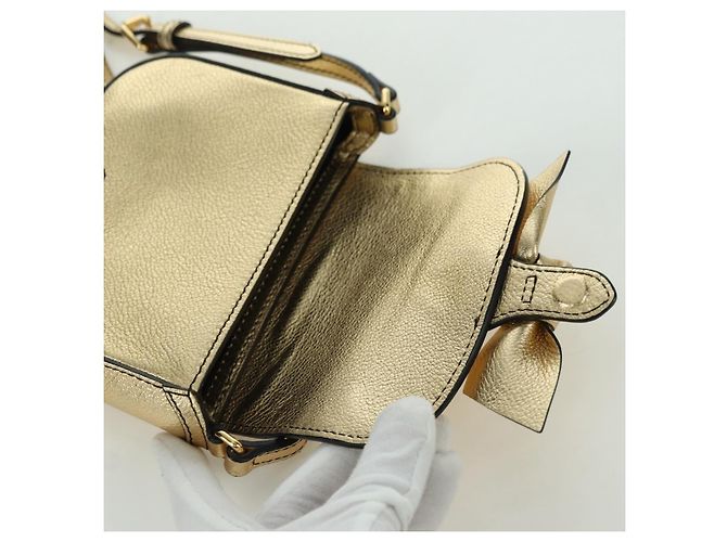 BURBERRY Schultertasche aus Leder Gold Auth INZ018A Golden - Ansicht 15