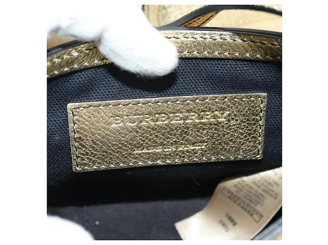BURBERRY Schultertasche aus Leder Gold Auth INZ018A Golden - Ansicht 16