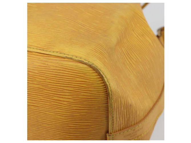 Noe LOUIS VUITTON Borsa a Spalla Petit Noé Epi Gialla M44109 LV Auth YKZ986 Giallo - vista 15
