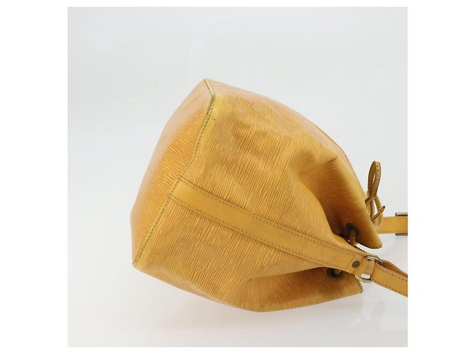 Noe LOUIS VUITTON Borsa a Spalla Petit Noé Epi Gialla M44109 LV Auth YKZ986 Giallo - vista 3