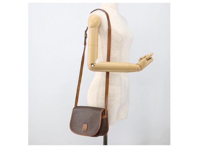 Céline Borsa a Spalla in Tela Macadam CELINE in Pelle PVC Marrone Oro Auth ka3828 D'oro - vista 26