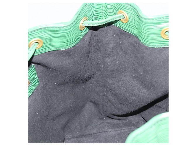 Noe LOUIS VUITTON Borsa a Spalla Petit Noé Epi Verde M44104 LV Auth AMZ056 - vista 17