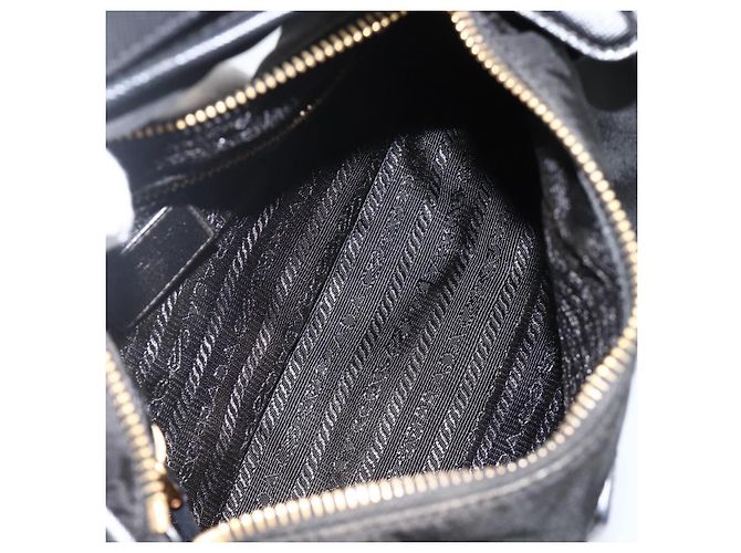 PRADA Borsa a Mano Nylon 2 vie Nero Oro Auth 172342SAV D'oro - vista 19