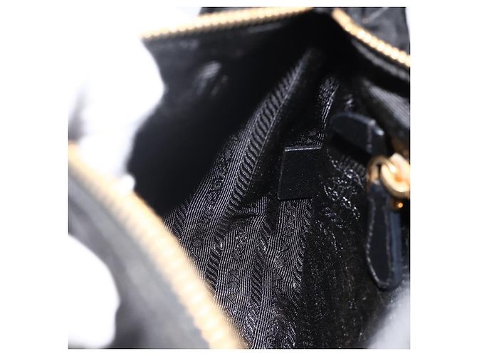 PRADA Borsa a Mano Nylon 2 vie Nero Oro Auth 172342SAV D'oro - vista 21