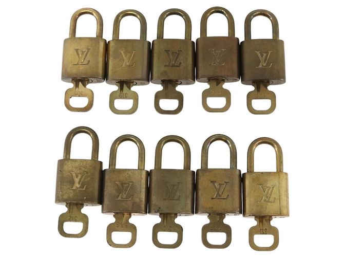 LOUIS VUITTON Set di 10 Lucchetti in metallo Oro LV Auth am11193 D'oro - vista 2