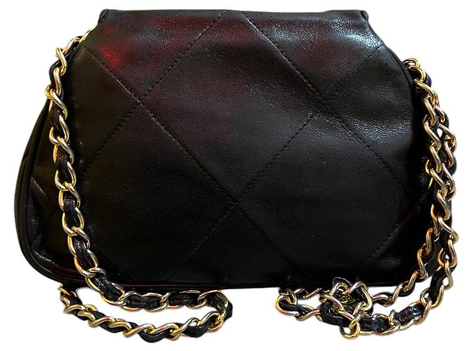 Borsa a spalla Chanel in agnello nero 1989 con logo CC - view 4