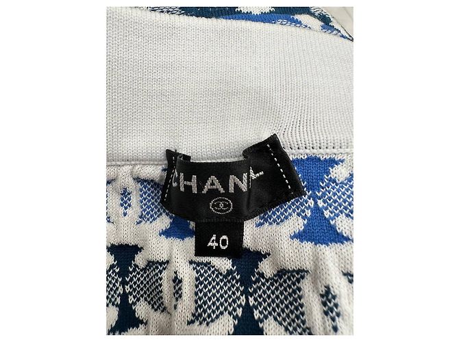 Gonna al ginocchio blu e bianca con logo CC di Chanel 2019 Pre-Primavera Taglia 40 usata - vista 5