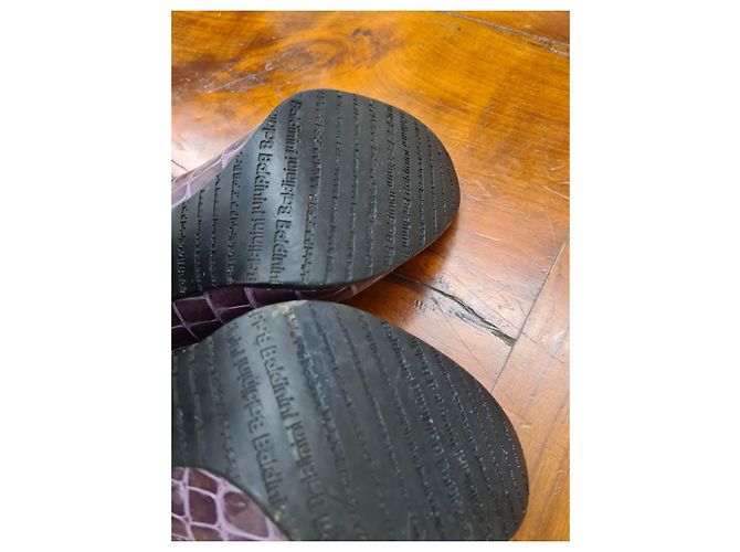Botas de cano curto com cadarço Baldinini em couro roxo com efeito crocodilo e pelagem - vista 6