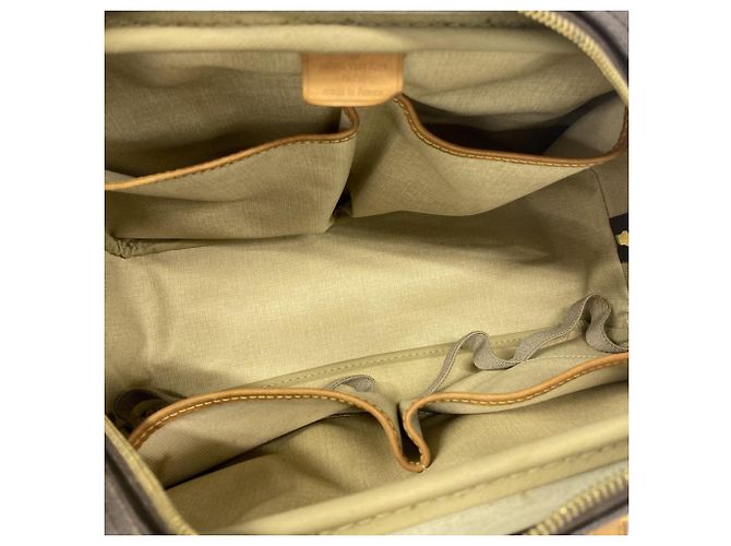 Borsa Deauville Monogram Louis Vuitton M47270 Marrone - vista 4