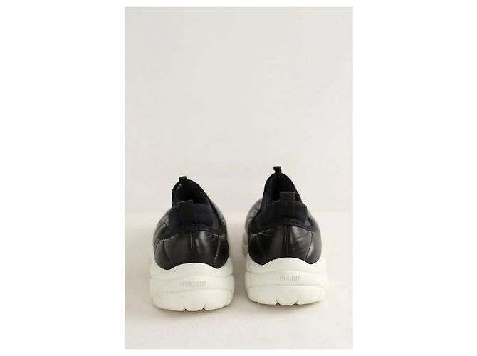 Miu Miu Schwarze Sneaker - Ansicht 2