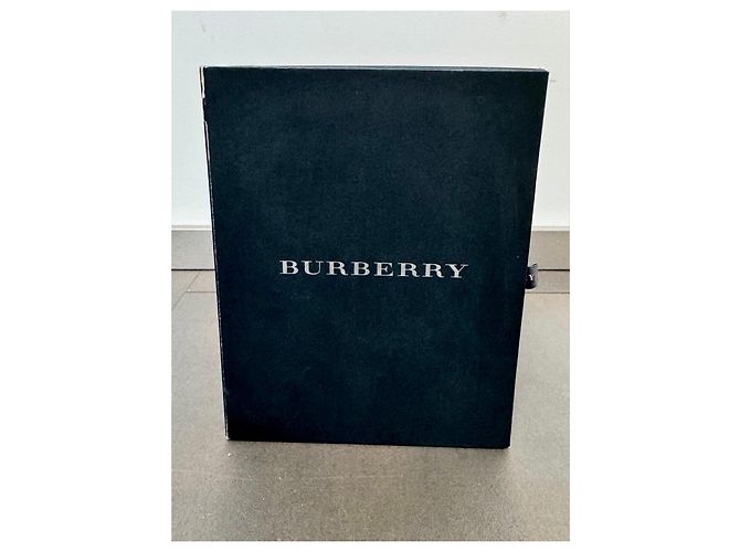 Ours en peluche Burberry avec écharpe Noir Rouge Beige Gris - vue 12