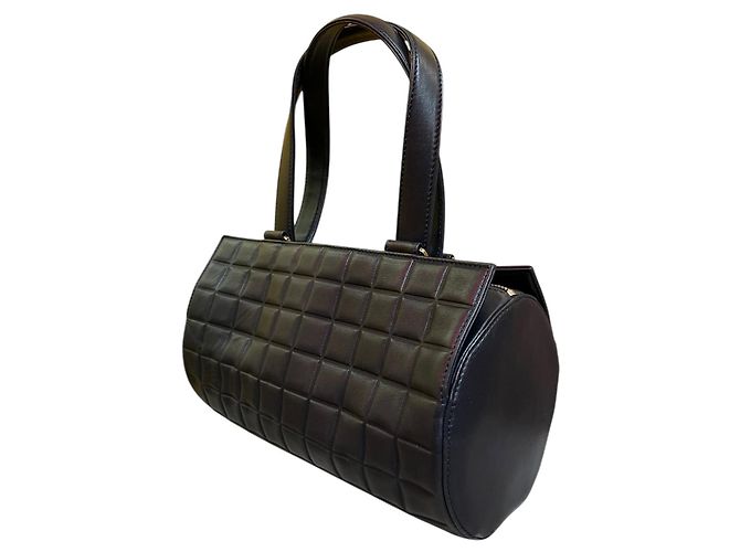 Chanel-Handtasche 2002, Mitternachtsblaue Lammleder CC - Ansicht 2