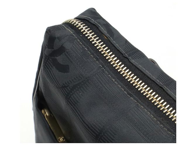 Timeless Chanel Nylon Jacquard Neue Reiselinie Schultertasche A20513 Schwarz - Ansicht 5