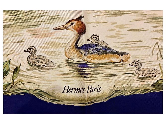 Hermès: Sciarpa Vintage "Halte en Camargue" 1989 Ottime Condizioni Multicolore - vista 3
