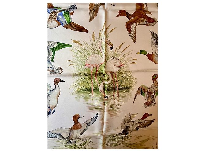 Hermès: Sciarpa Vintage "Halte en Camargue" 1989 Ottime Condizioni Multicolore - vista 8