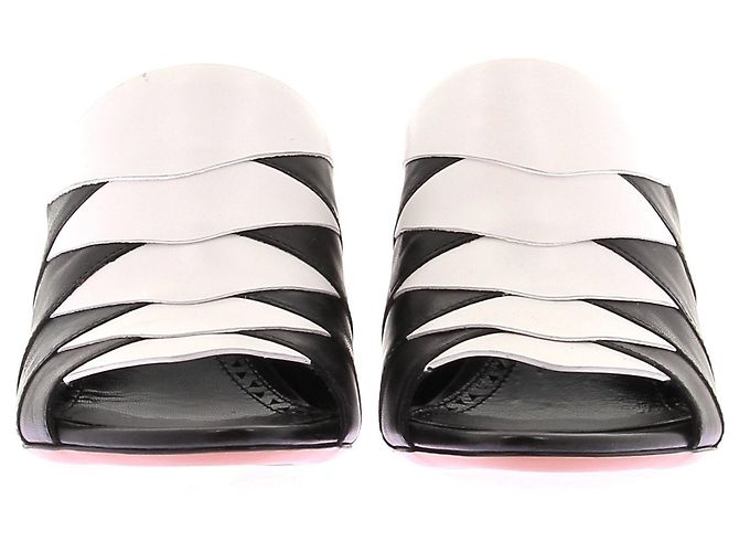Alaïa Mule con tacco "Alia" Nero - vista 4
