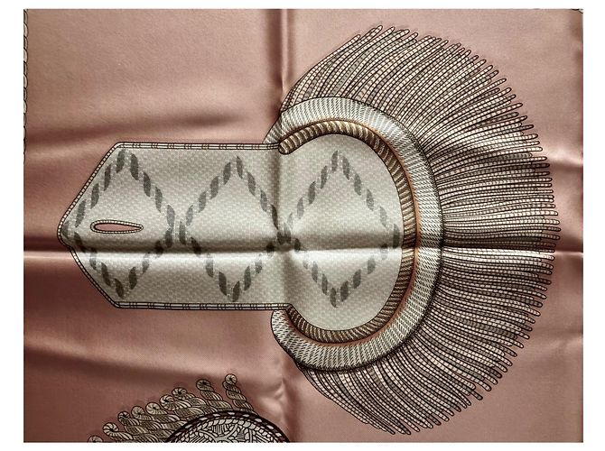 Hermès: Sciarpa Doppia Faccia "Epaulettes de Gala" 90 cm. Eccellente. Condizione Multicolore - vista 10