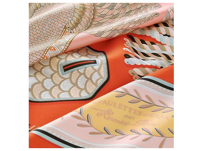 Hermès: Sciarpa Doppia Faccia "Epaulettes de Gala" 90 cm. Eccellente. Condizione Multicolore - vista 15