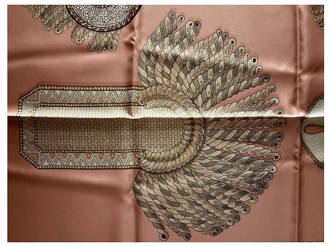 Hermès: Sciarpa Doppia Faccia "Epaulettes de Gala" 90 cm. Eccellente. Condizione Multicolore - vista 8