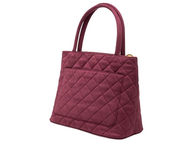 Chanel Rote Wildleder Medaillon Tasche Bordeaux - Ansicht 2