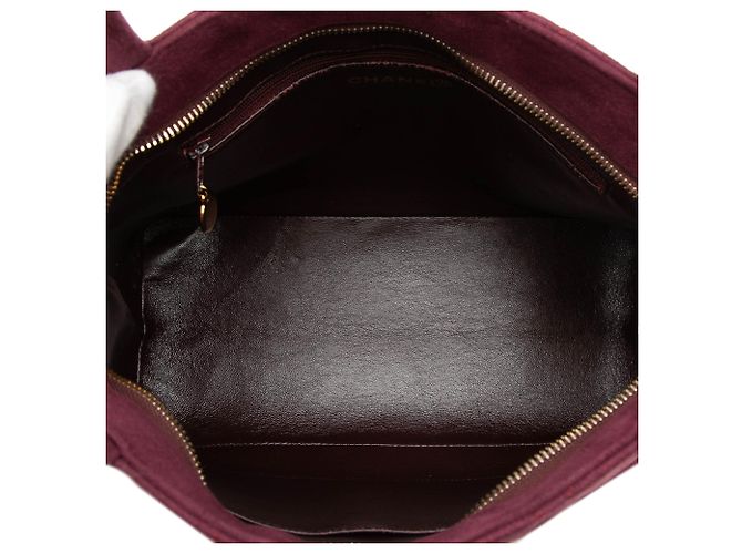 Chanel Rote Wildleder Medaillon Tasche Bordeaux - Ansicht 4