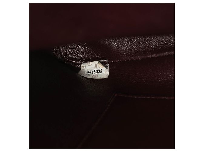 Chanel Rote Wildleder Medaillon Tasche Bordeaux - Ansicht 6