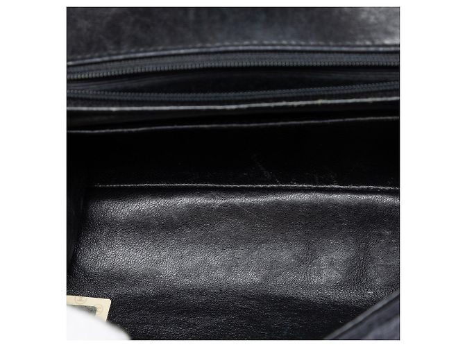 Chanel Schwarz CC Vertikal Gestepptes Nylon Grosgrain Einzelklappe - Ansicht 4
