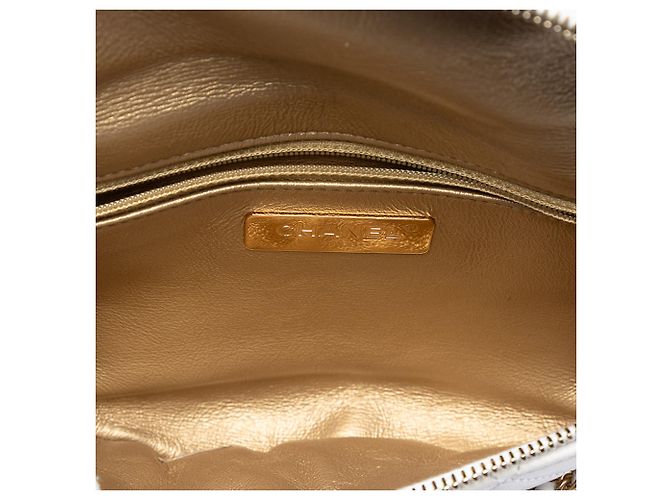 Chanel Weiße gesteppte Lammleder All About Chains Bauchtasche - Ansicht 4