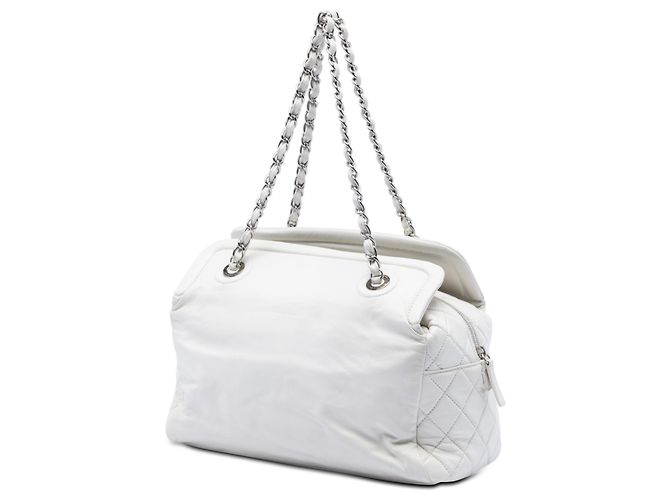 Chanel Weißes CC Lammleder Rahmen Tote - Ansicht 2