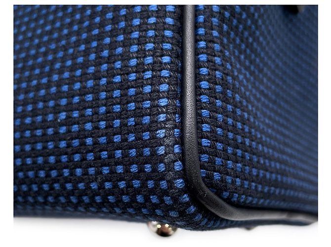 Borsa a mano mini Fourre-Tout Victoria 3 di Hermès Nero Blu - vista 8