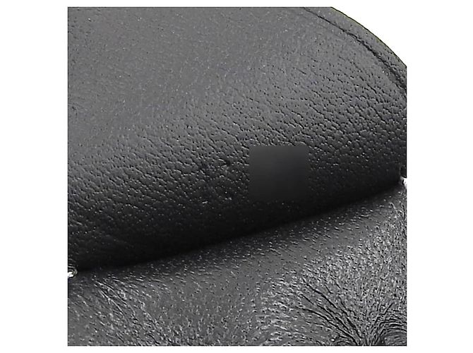 Charm Pegasus PM Rodeo en cuir noir d'Hermès - vue 5