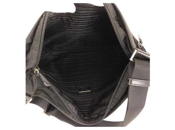 Bolsa de ombro em nylon tessuto com logo triangular Prada Preto - vista 8