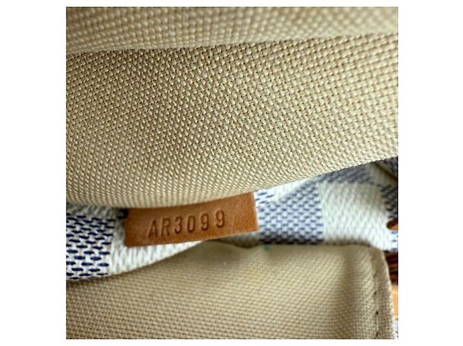 Borsa a Spalla Louis Vuitton Totally GM Damier Azur Bianco - vista 10