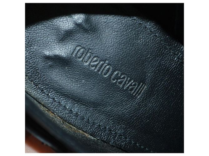 Botines Roberto Cavalli de cuero negro con tacón plateado - vista 5