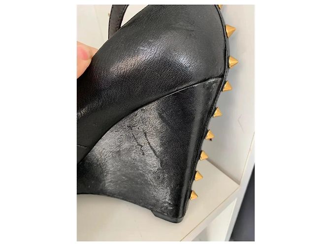 Marc by Marc Jacobs Keilsandaletten Schwarz Leder mit Nieten - Ansicht 7