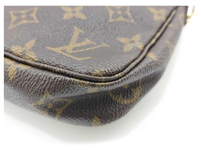 Louis Vuitton Louis Vuitton Pochette Monogramme en toile Monogramme medium Marron - vue 4