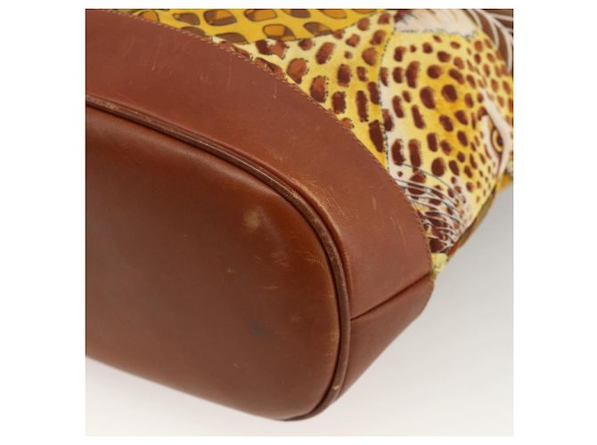 Borsa Tote Salvatore Ferragamo in nylon marrone e oro Auth ka3760A D'oro - vista 12