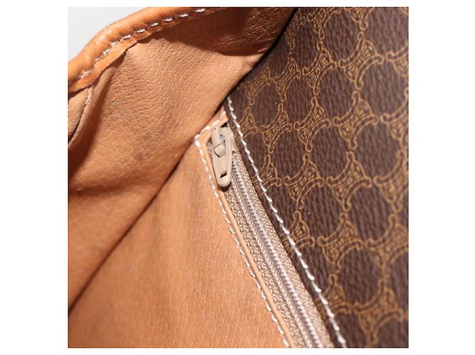 Céline Borsa a spalla circolare in tela Macadam CELINE in pelle PVC marrone oro Auth YKZ1118 D'oro - vista 20