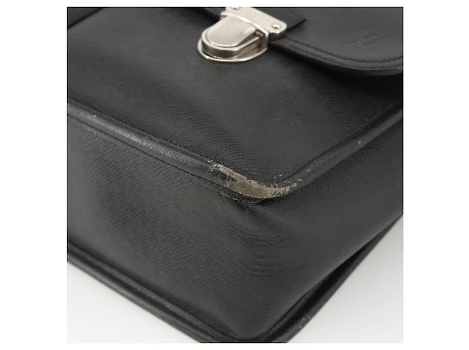 LOUIS VUITTON Borsa a Spalla Taiga Alexei Ardoise M32472 LV Auth BAZ083 Grigio - vista 9