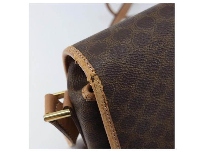 Céline Borsa a spalla circolare in tela Macadam CELINE in pelle PVC marrone e oro Auth YKZ528 D'oro - vista 15