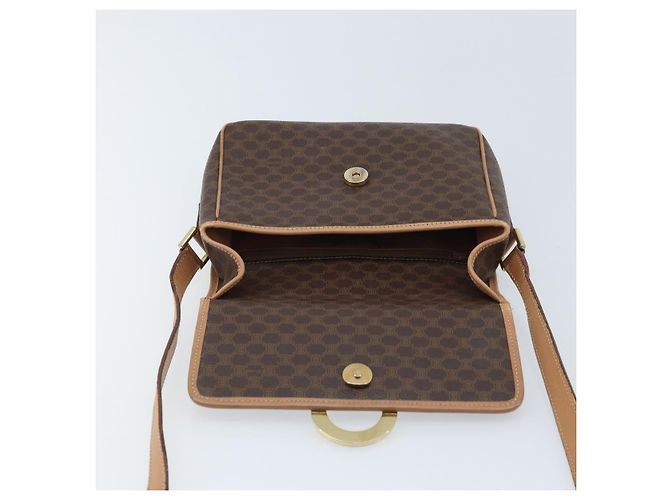 Céline Borsa a spalla circolare in tela Macadam CELINE in pelle PVC marrone e oro Auth YKZ528 D'oro - vista 16