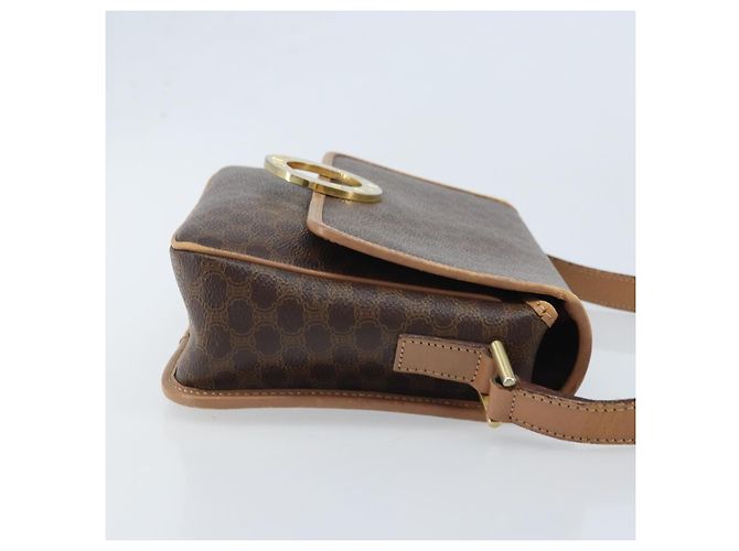 Céline Borsa a spalla circolare in tela Macadam CELINE in pelle PVC marrone e oro Auth YKZ528 D'oro - vista 4