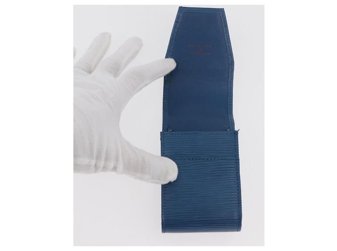 Estojo para cigarros Epi Louis Vuitton Azul LV Auth YKZ925A - vista 8