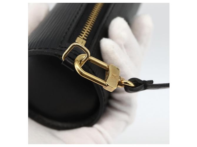 Pochette Soufflot Epi Nera LOUIS VUITTON Auth AMZ126 Nero - vista 18