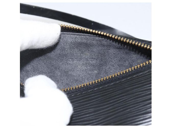 Pochette Soufflot Epi Nera LOUIS VUITTON Auth AMZ126 Nero - vista 19