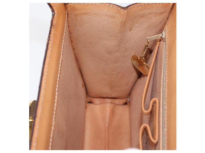 Céline Borsa a mano in tela Macadam Medallion CELINE in pelle PVC marrone oro Auth INZ093A D'oro - vista 19