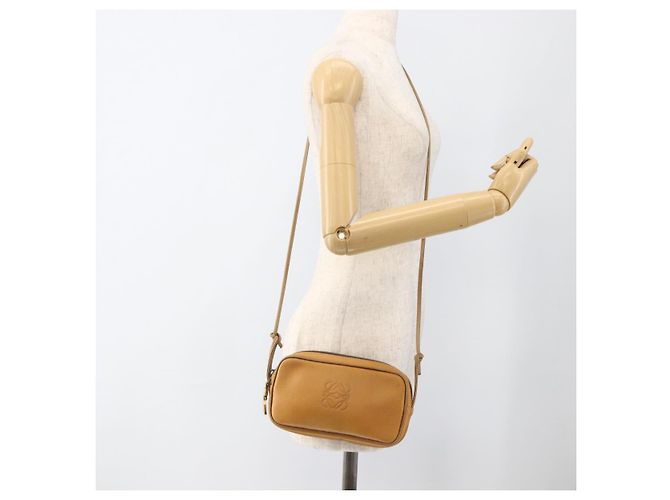 Borsa a Spalla LOEWE in Pelle Beige Oro Auth YKZ909 D'oro - vista 19